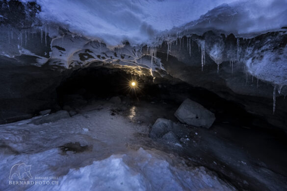 Eisgrotte Morteratsch 2021, Ice cave, Eishöhle Morteratsch, bernardfoto