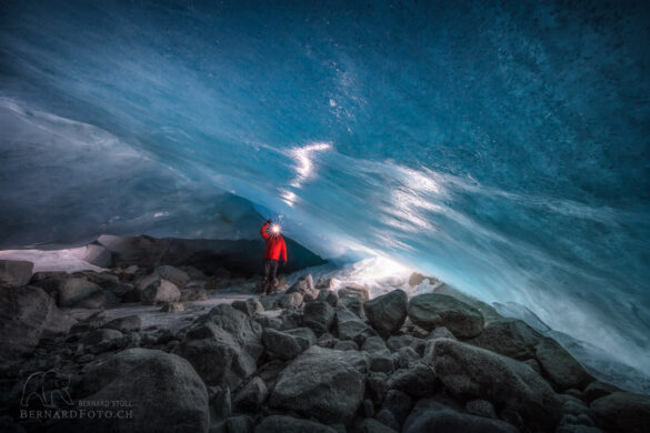 Eisgrotte Morteratsch 2021, Ice cave, Eishöhle Morteratsch, bernardfoto