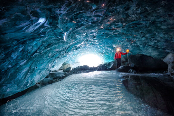 Eisgrotte Morteratsch 2021, Ice cave, Eishöhle Morteratsch, bernardfoto