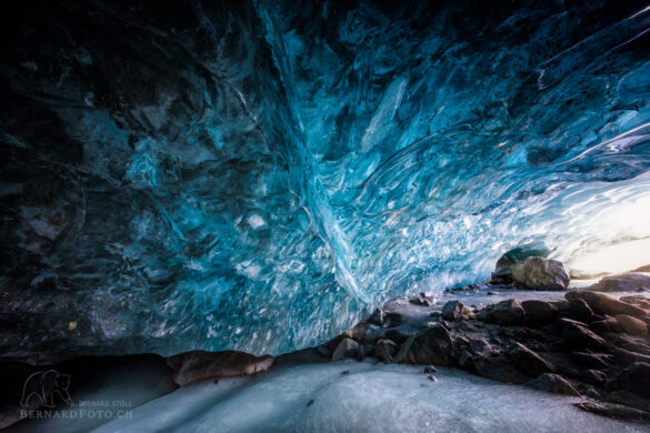 Eisgrotte Morteratsch 2021, Ice cave, Eishöhle Morteratsch, bernardfoto