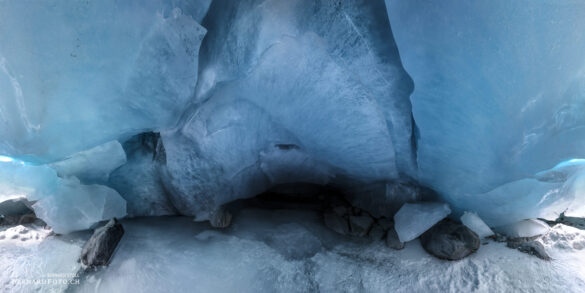 Eisgrotte Morteratsch 2021, Ice cave, Eishöhle Morteratsch, bernardfoto