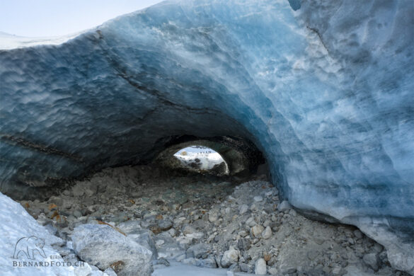 Eisgrotte Arolla, Ice Cave Arolla, Grotte de glace Arolla