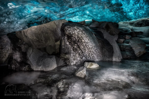 Eisgrotte Morteratsch 2021, Ice cave, Eishöhle Morteratsch, bernardfoto