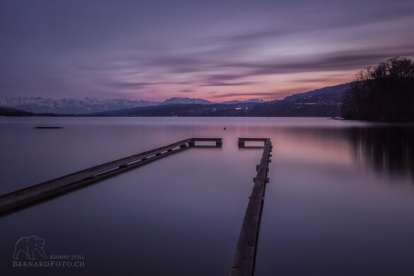 Hallwilersee in der blauen Abendstunde